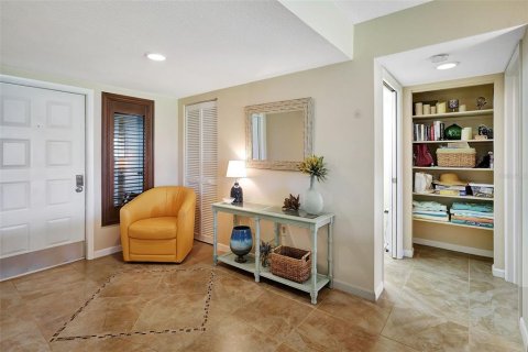 Condo in Punta Gorda, Florida, 2 bedrooms  № 1302044 - photo 5