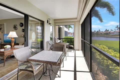 Copropriété à vendre à Punta Gorda, Floride: 2 chambres, 140.84 m2 № 1302044 - photo 10