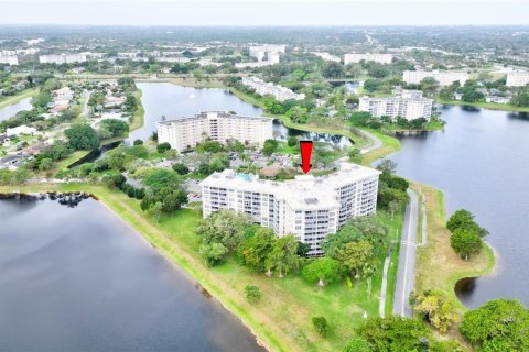 Copropriété à vendre à Pompano Beach, Floride: 3 chambres, 158.86 m2 № 1172440 - photo 2