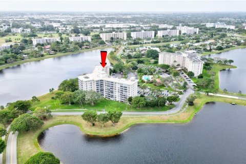 Copropriété à vendre à Pompano Beach, Floride: 3 chambres, 158.86 m2 № 1172440 - photo 1