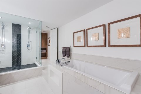 Copropriété à vendre à Pompano Beach, Floride: 3 chambres, 158.86 m2 № 1172440 - photo 19