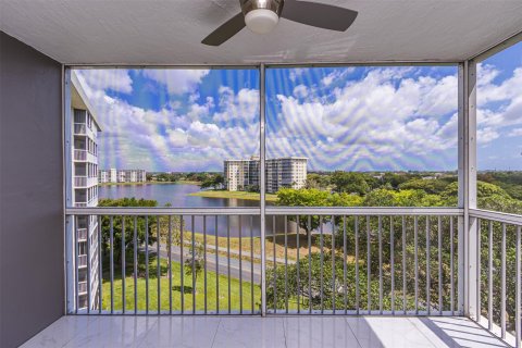 Copropriété à vendre à Pompano Beach, Floride: 3 chambres, 158.86 m2 № 1172440 - photo 27