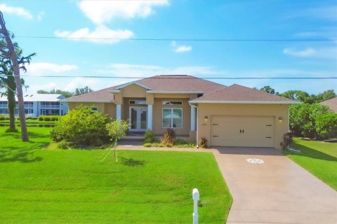 Villa ou maison à vendre à Rotonda, Floride: 3 chambres, 228.08 m2 № 1369812 - photo 5