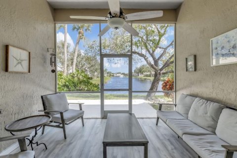 Villa ou maison à vendre à Delray Beach, Floride: 3 chambres, 169.92 m2 № 1132772 - photo 4