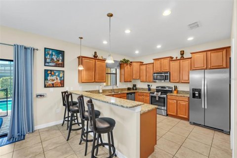 Casa en venta en Davenport, Florida, 6 dormitorios, 284.56 m2 № 790016 - foto 11