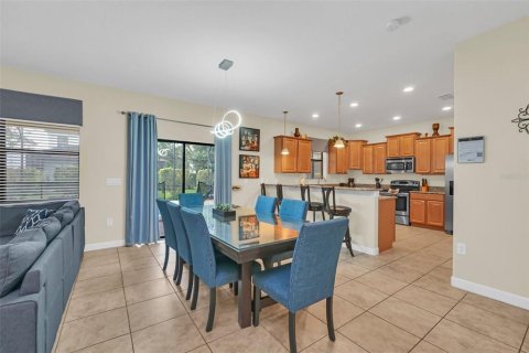 Casa en venta en Davenport, Florida, 6 dormitorios, 284.56 m2 № 790016 - foto 9