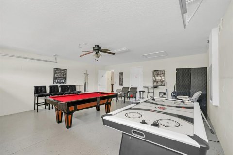 Casa en venta en Davenport, Florida, 6 dormitorios, 284.56 m2 № 790016 - foto 17