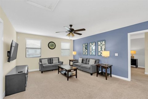 Casa en venta en Davenport, Florida, 6 dormitorios, 284.56 m2 № 790016 - foto 29
