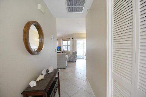 Copropriété à louer à Sarasota, Floride: 2 chambres, 104.98 m2 № 877224 - photo 16