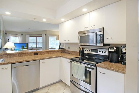 Condo in Sarasota, Florida, 2 bedrooms  № 877224 - photo 10