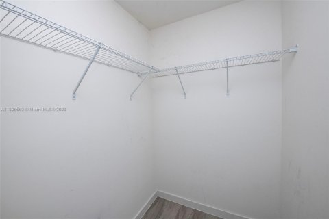 Copropriété à vendre à Miami, Floride: 2 chambres, 103.86 m2 № 530543 - photo 16