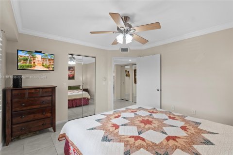 Copropriété à vendre à Pembroke Pines, Floride: 2 chambres, 142.42 m2 № 1319270 - photo 29