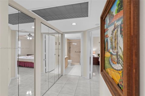 Copropriété à vendre à Pembroke Pines, Floride: 2 chambres, 142.42 m2 № 1319270 - photo 26