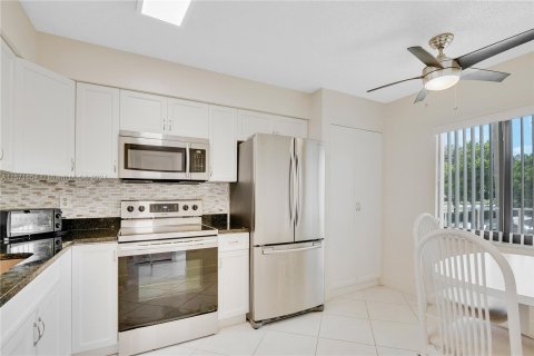 Condo in Delray Beach, Florida, 2 bedrooms  № 1320623 - photo 7