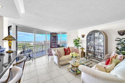 Condominio en venta en Miami, Florida, 2 dormitorios, 136.47 m2 № 1377118 - foto 18