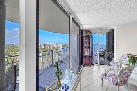 Condominio en venta en Miami, Florida, 2 dormitorios, 136.47 m2 № 1377118 - foto 20