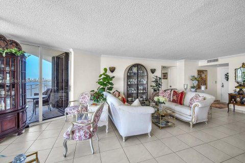 Condominio en venta en Miami, Florida, 2 dormitorios, 136.47 m2 № 1377118 - foto 24