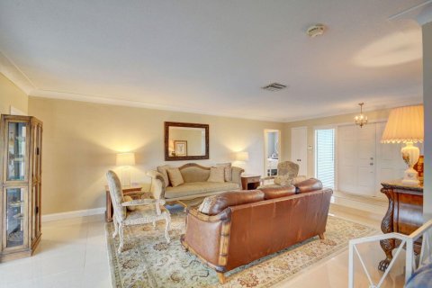 House in Fort Lauderdale, Florida 3 bedrooms, 229.65 sq.m. № 888037 - photo 4