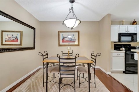 Condo in Kissimmee, Florida, 2 bedrooms  № 1354281 - photo 3