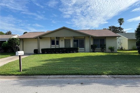 Villa ou maison à louer à Orlando, Floride: 2 chambres, 121.89 m2 № 1354210 - photo 15