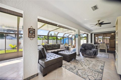 Villa ou maison à vendre à Englewood, Floride: 2 chambres, 197.05 m2 № 1344507 - photo 10