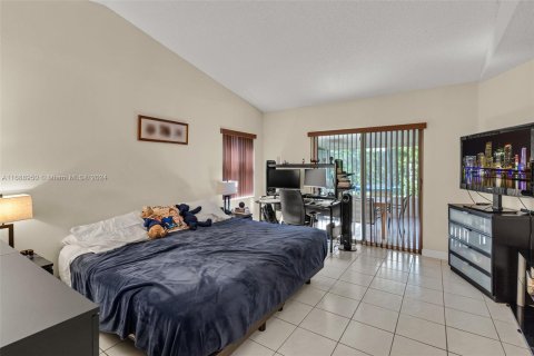 Villa ou maison à vendre à Pembroke Pines, Floride: 3 chambres, 137.5 m2 № 1431451 - photo 14