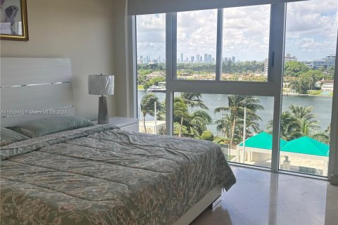 Condominio en alquiler en Miami Beach, Florida, 2 dormitorios, 128.21 m2 № 1355180 - foto 24