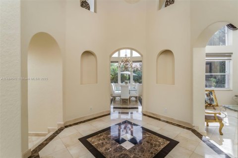 Villa ou maison à vendre à Miramar, Floride: 6 chambres, 349.87 m2 № 860081 - photo 6