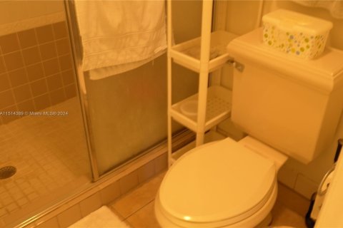 Touwnhouse à vendre à Pembroke Pines, Floride: 4 chambres, 150.13 m2 № 956332 - photo 9