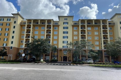 Купить кондоминиум в Орландо, Флорида 8 комнат, 116.41м2, № 756177 - фото 1