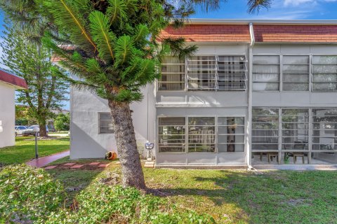 Condominio en venta en Lauderdale Lakes, Florida, 2 dormitorios, 94.85 m2 № 913487 - foto 8