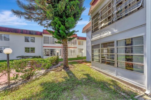 Condominio en venta en Lauderdale Lakes, Florida, 2 dormitorios, 94.85 m2 № 913487 - foto 6