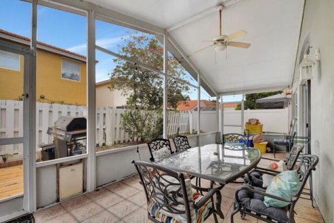 Casa en venta en Lake Worth, Florida, 3 dormitorios, 137.31 m2 № 1180613 - foto 22