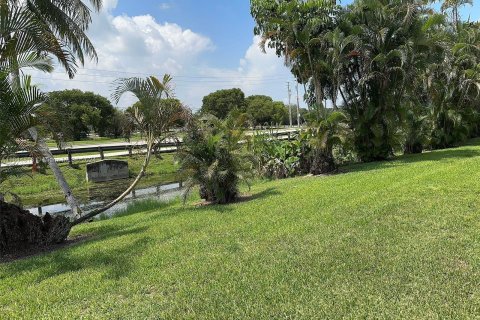 Adosado en venta en Pembroke Pines, Florida, 3 dormitorios, 156.63 m2 № 1329123 - foto 29