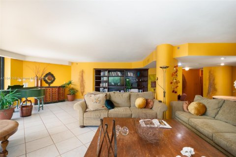 Copropriété à vendre à Aventura, Floride: 3 chambres, 309.92 m2 № 1330002 - photo 25