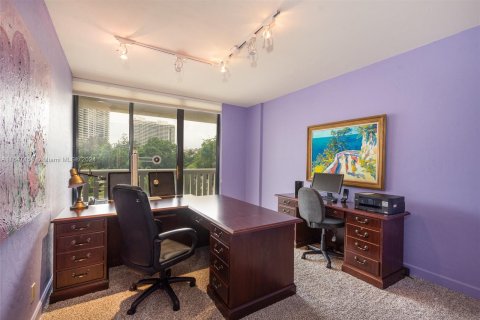 Condominio en venta en Aventura, Florida, 3 dormitorios, 309.92 m2 № 1330002 - foto 13