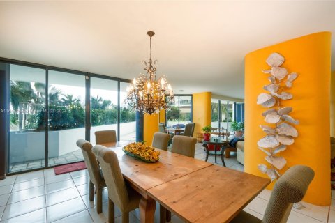 Copropriété à vendre à Aventura, Floride: 3 chambres, 309.92 m2 № 1330002 - photo 28