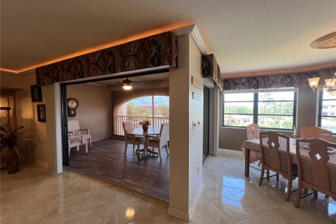 Copropriété à vendre à Punta Gorda, Floride: 2 chambres, 122.63 m2 № 1201960 - photo 16