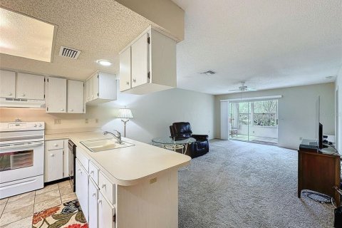 Condo in Hudson, Florida, 2 bedrooms  № 1346260 - photo 14