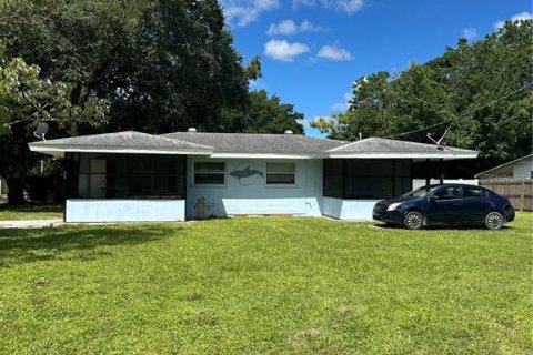 Immobilier commercial à vendre à Bradenton, Floride: 104.52 m2 № 1346295 - photo 2