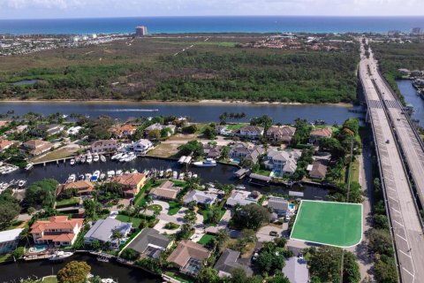 Villa ou maison à vendre à Palm Beach Gardens, Floride: 5 chambres, 398.92 m2 № 816040 - photo 16