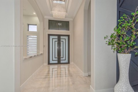 Villa ou maison à vendre à Miramar, Floride: 5 chambres, 239.32 m2 № 1401297 - photo 4