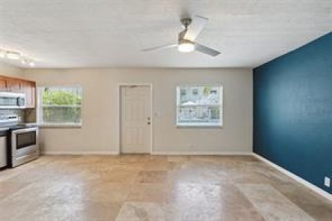 Copropriété à louer à Fort Lauderdale, Floride: 2 chambres, 69.68 m2 № 808417 - photo 8