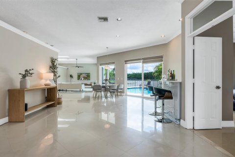 Villa ou maison à vendre à Weston, Floride: 4 chambres, 305.09 m2 № 1231275 - photo 16