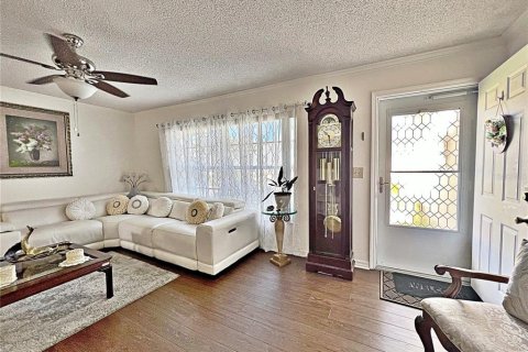 Casa en venta en Clermont, Florida, 2 dormitorios, 99.5 m2 № 1344551 - foto 12