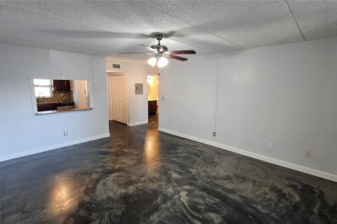 Copropriété à vendre à Tampa, Floride: 1 chambre, 68.93 m2 № 1344642 - photo 8