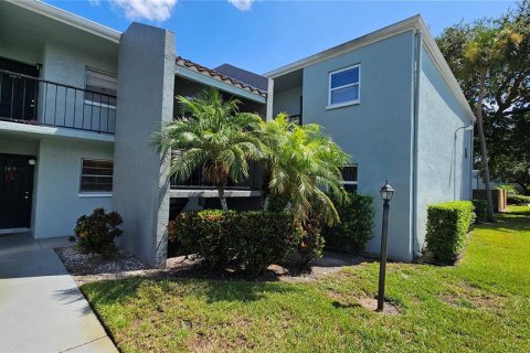 Condo in Tampa, Florida, 1 bedroom  № 1344642 - photo 1