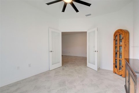 House in Port Charlotte, Florida 2 bedrooms, 144.37 sq.m. № 1373144 - photo 21