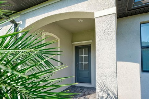 House in Port Charlotte, Florida 2 bedrooms, 144.37 sq.m. № 1373144 - photo 6