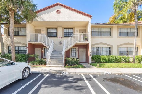 Condominio en venta en Coral Springs, Florida, 2 dormitorios, 79.9 m2 № 860382 - foto 12